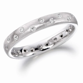 Platinum scattered diamonds band texture-diamond  