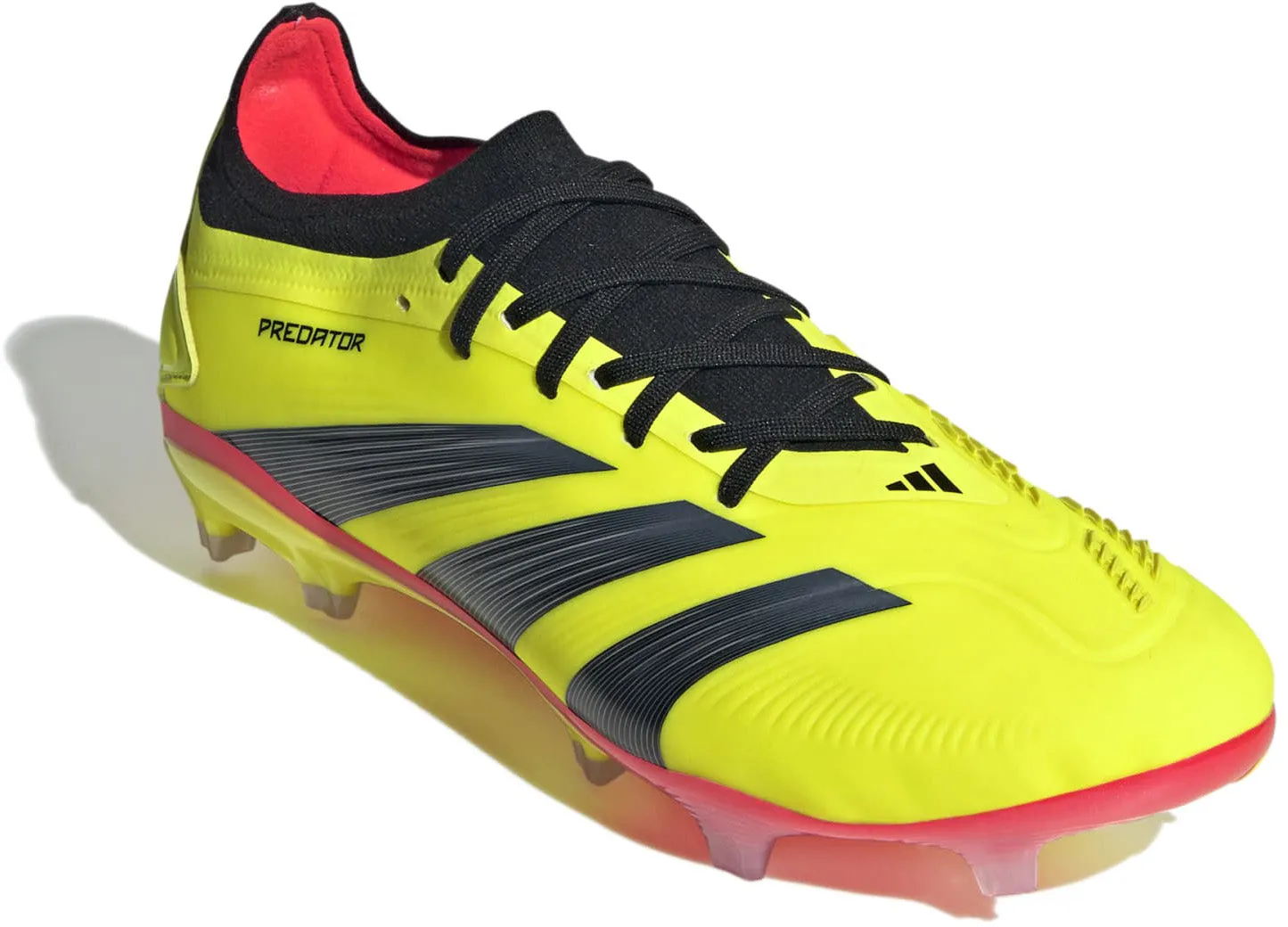 Predator 24 Pro Herren-Fußballschuhe für festen Untergrund
