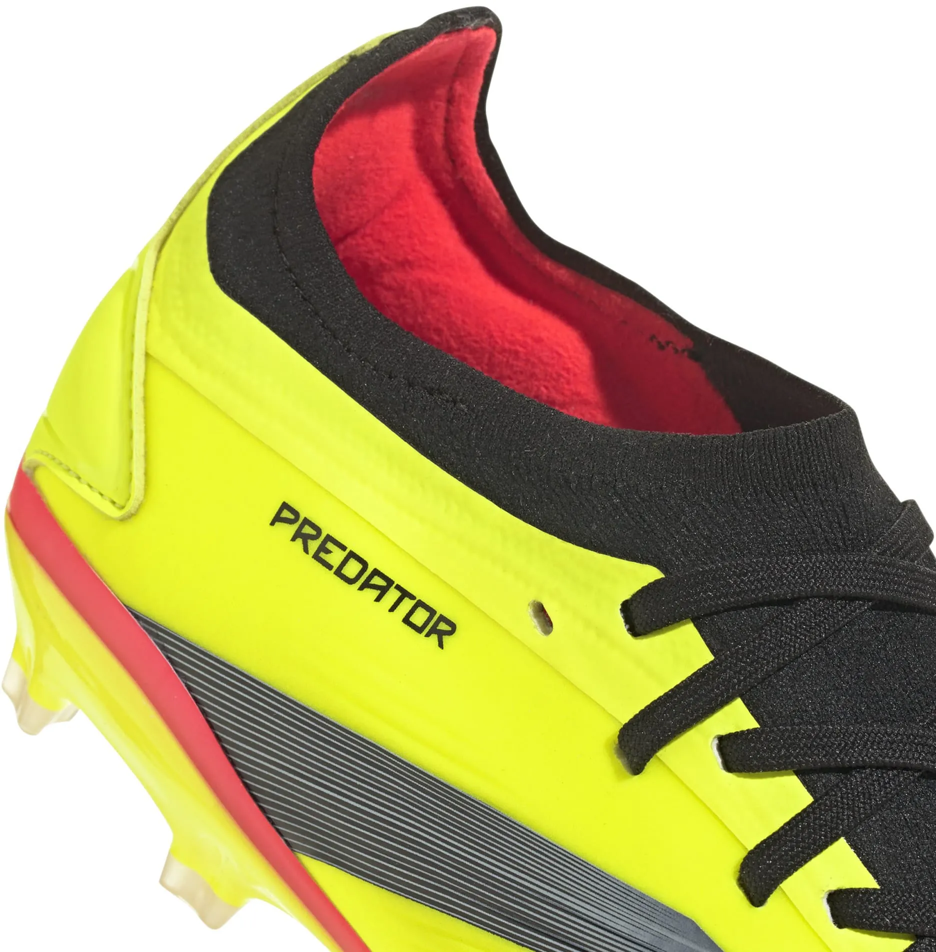 Predator 24 Pro Herren-Fußballschuhe für festen Untergrund