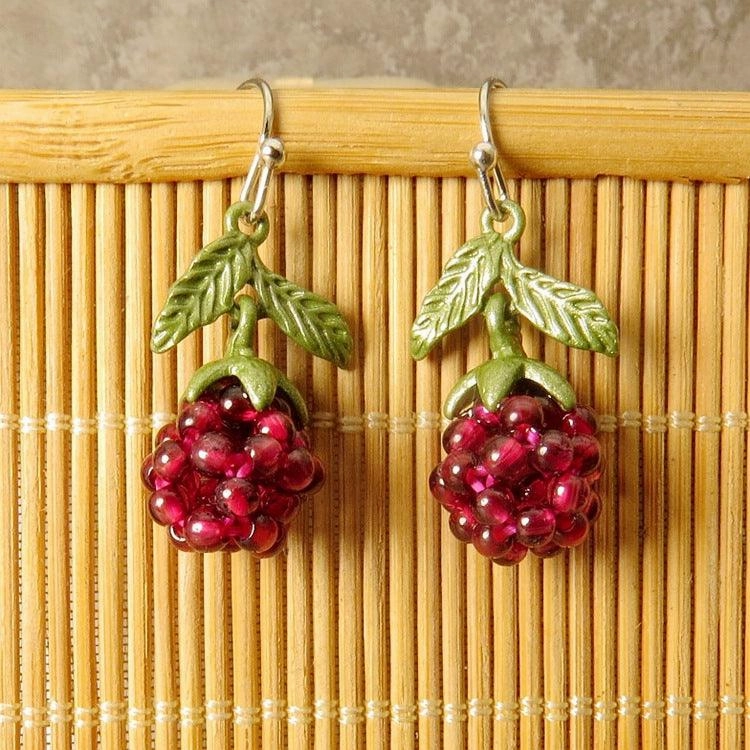 Raspberry Vintage Lacquer Earrings Garnet 