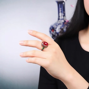 Red Corundum Ladies Ring S925 Silver Ornaments Live Hand Ornaments 