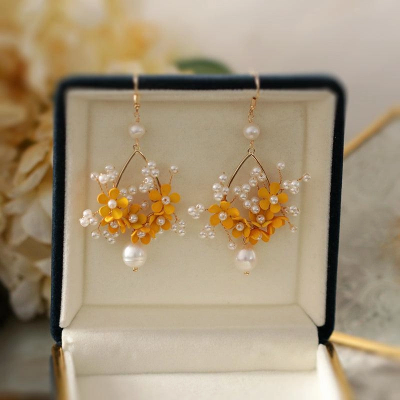 Retro Advanced Atmospheric Flower Pearls