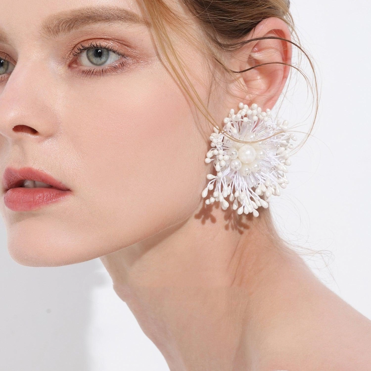 Retro Earrings Exaggerated White Flowers For Women