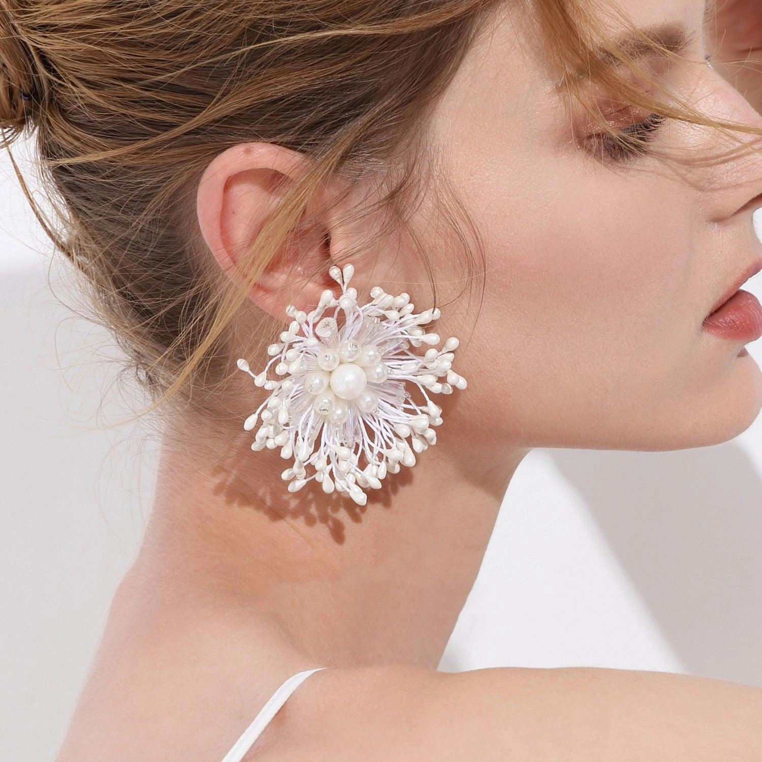 Retro Earrings Exaggerated White Flowers For Women