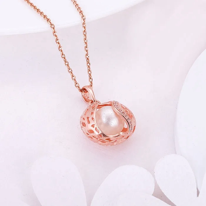 Rose Gold Warm Embrace Pendant With Link Chain