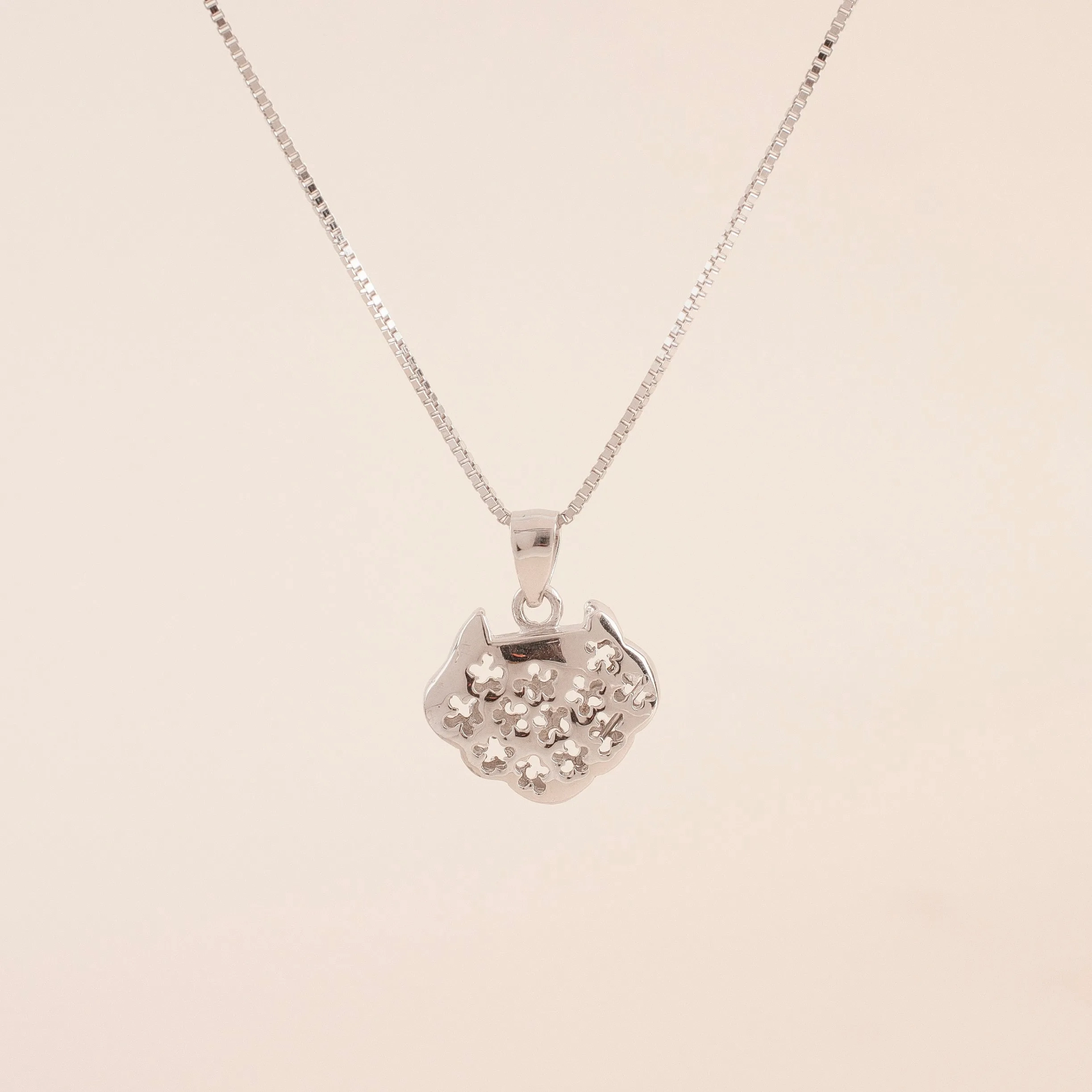 Ru Yi??Chinese Lock Necklace