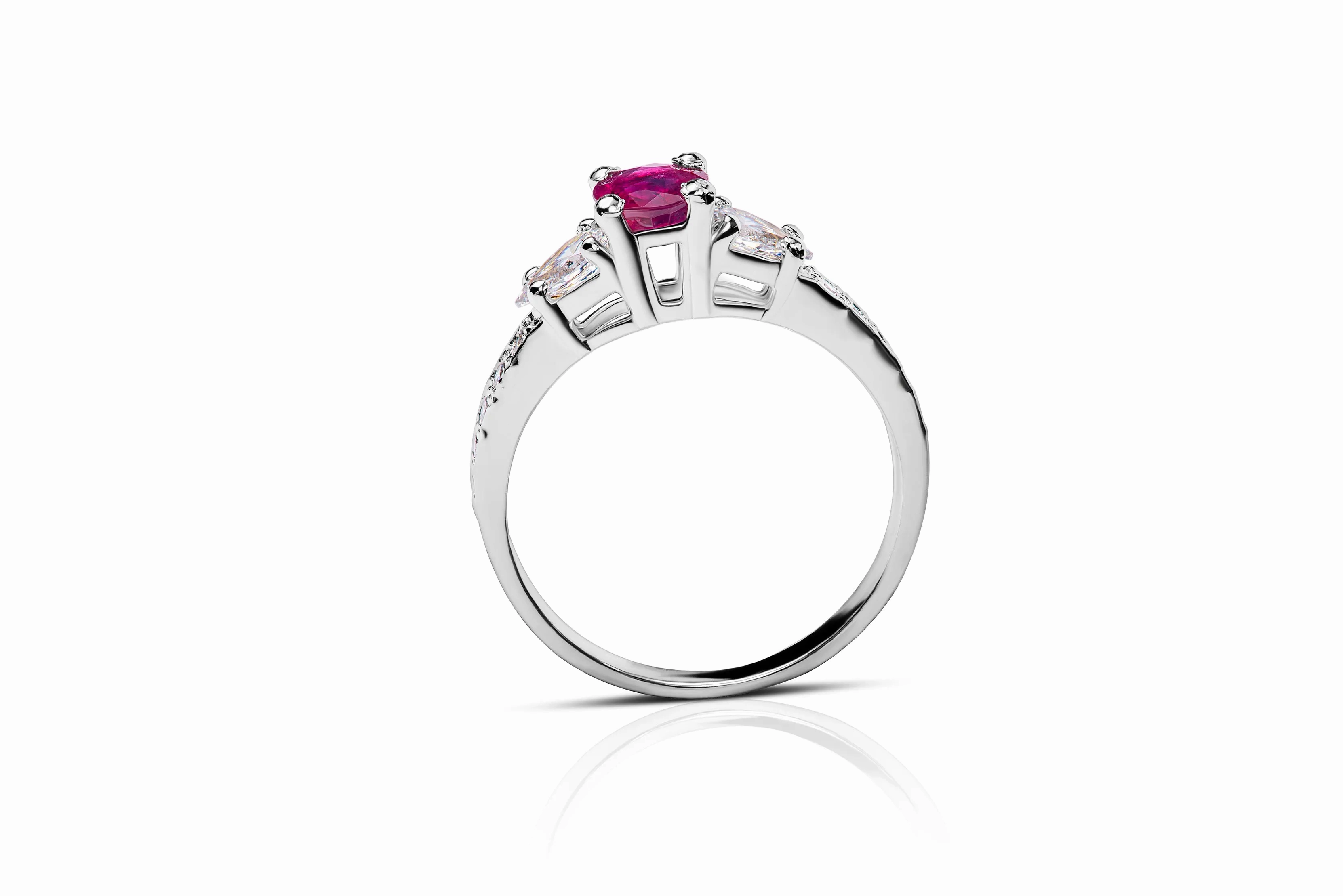 RUBY SCARLET RING