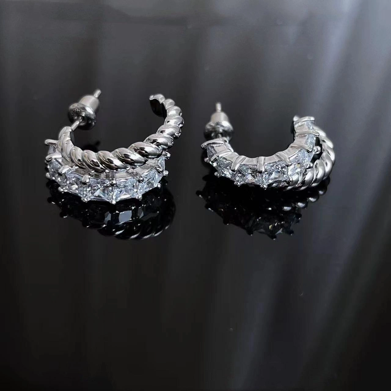 S925 Silver Zircon Twist Earrings