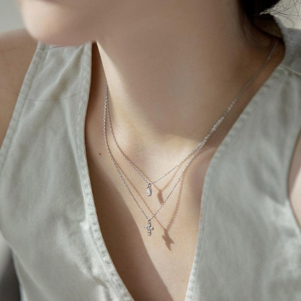 S925 Sterling Silver Diamond Cross Necklace 