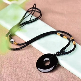 Safe Buckle Pendant Men's And Women's Accessories 