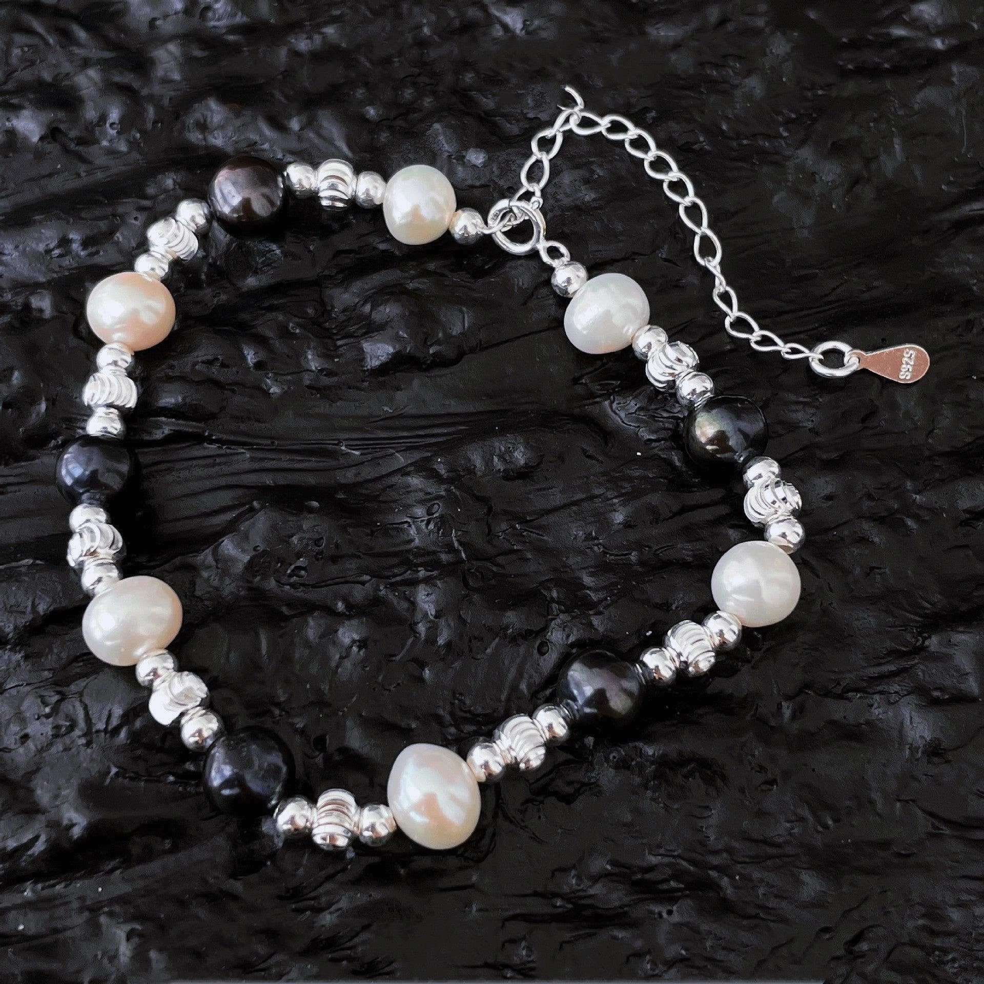 Silver Black And White Pearl Laser Bead Necklace
