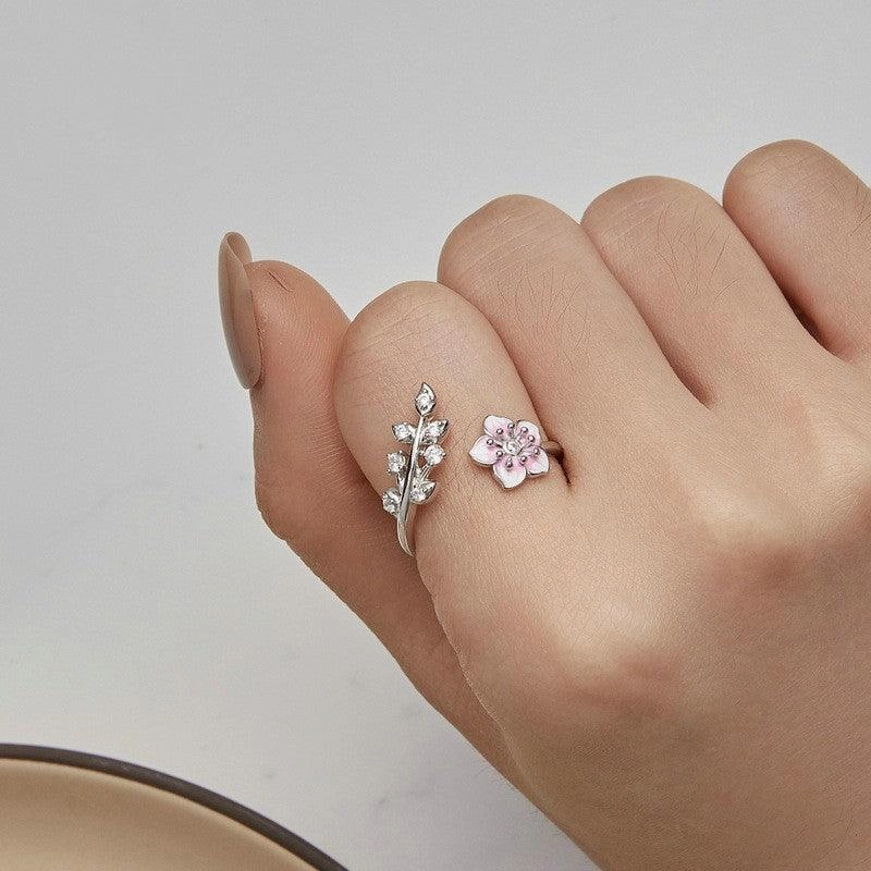 Silver Charm Gradual Pink Flower Ring