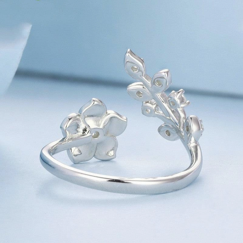 Silver Charm Gradual Pink Flower Ring