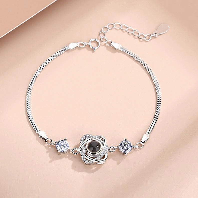 Silver Double Heart Projection Bracelet Ladies Simple