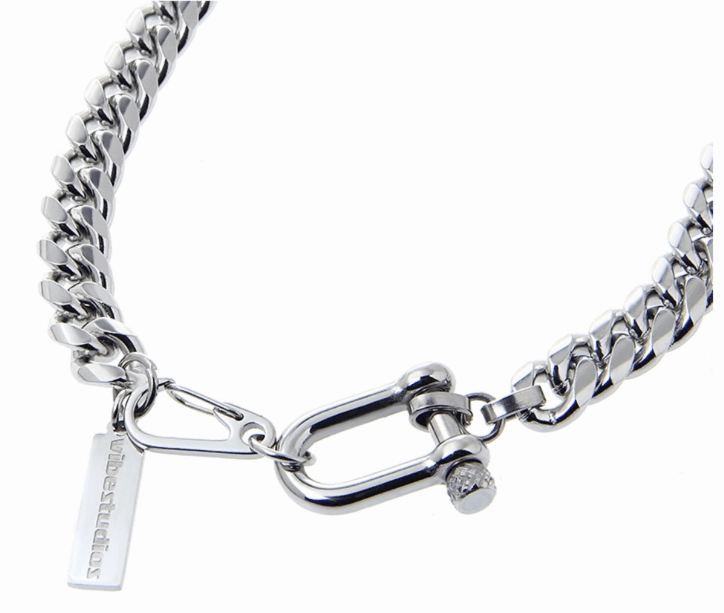 Silver Horseshoe Buckle Cuban Necklace