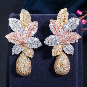 Silver Needle Gradient Cubic Zirconia Three-Color Electroplated Stud Earrings 