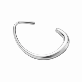 Silver Offspring Open Bangle texture-silver-ornament  