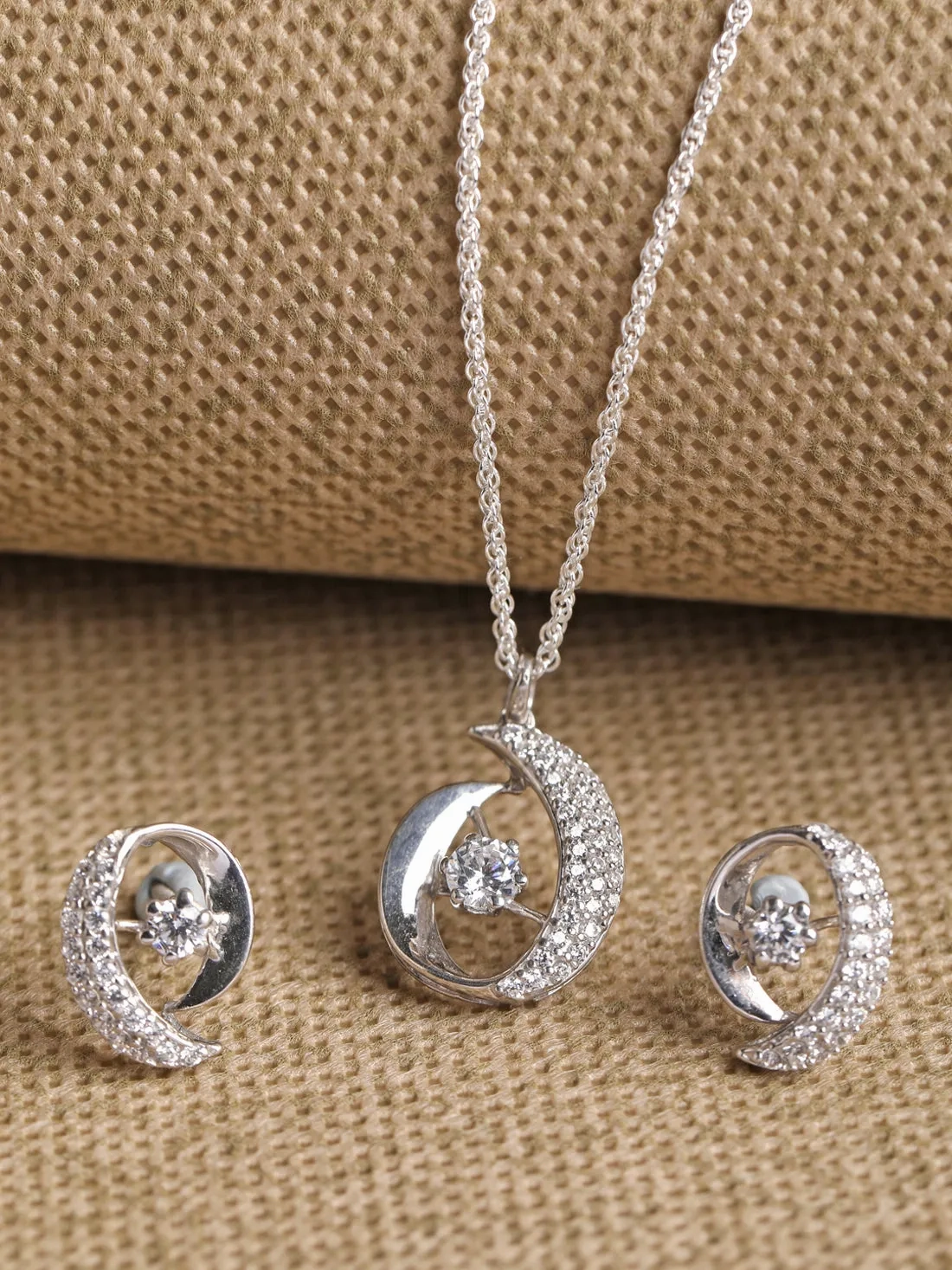Silver Rosa Jewellery Set