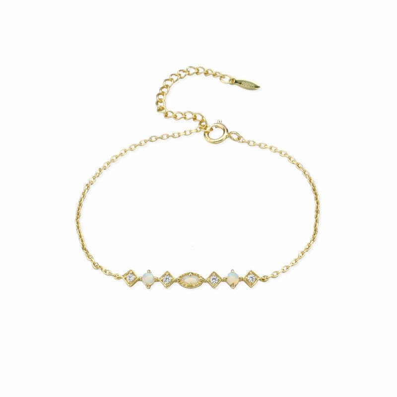 Simple Diamond Australian Treasure Bracelet Lady