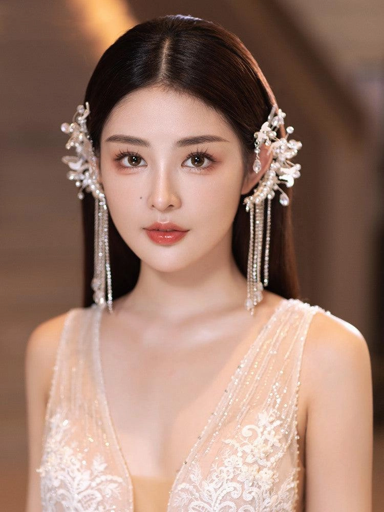 Small Flower Crystal Tassel Ear Loop