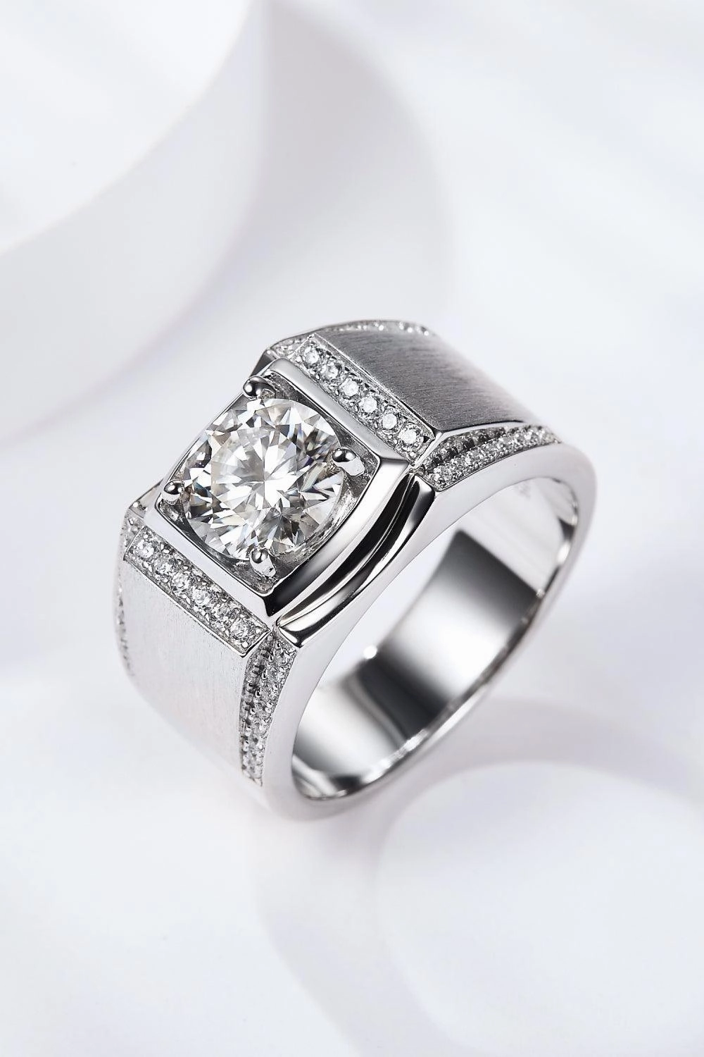 So Charmed 1 Carat Moissanite Ring 