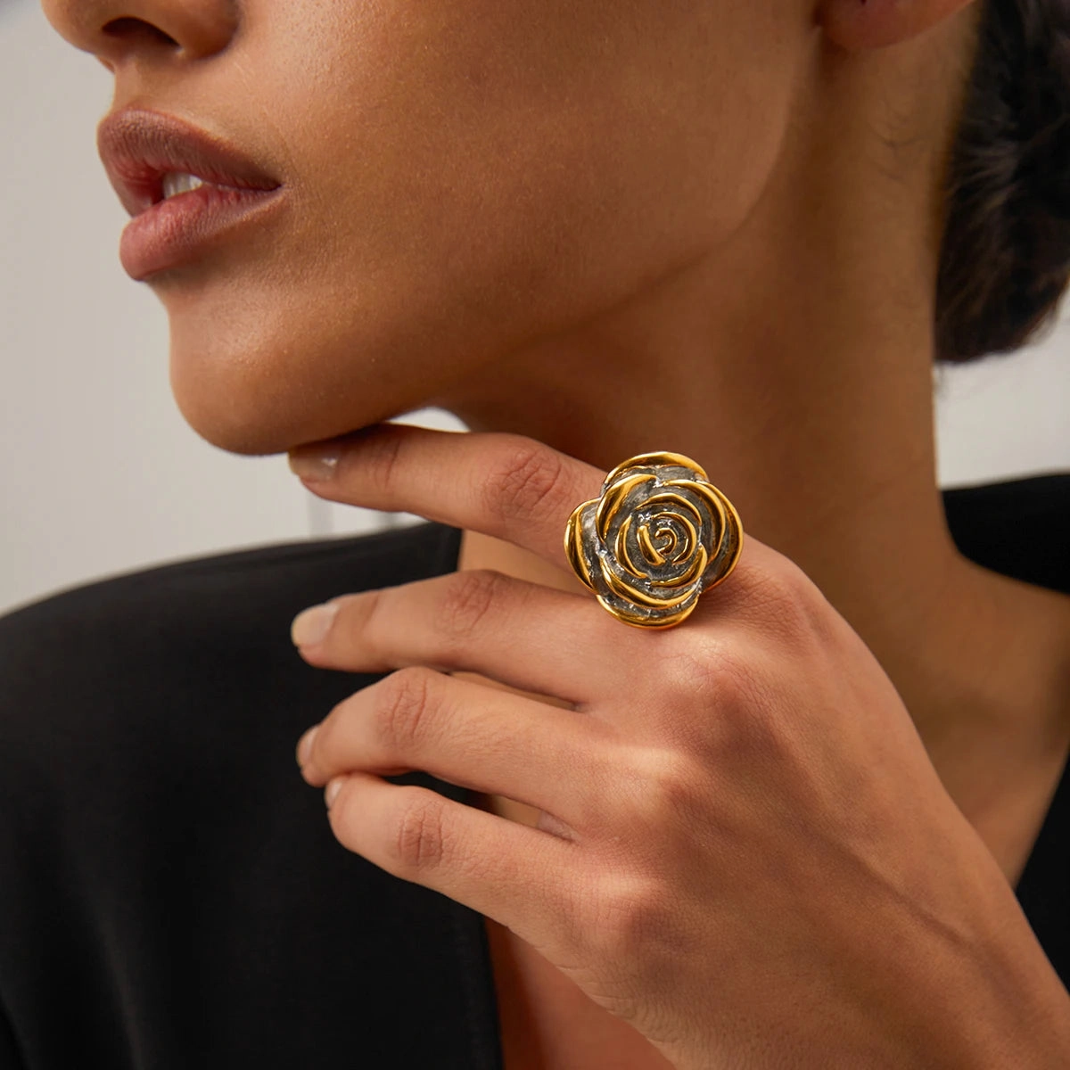 Stainless Steel 18K Gold Plated Geometric Flower Ring 