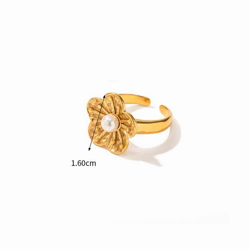 Stainless Steel Retro Flower Jewelry Set