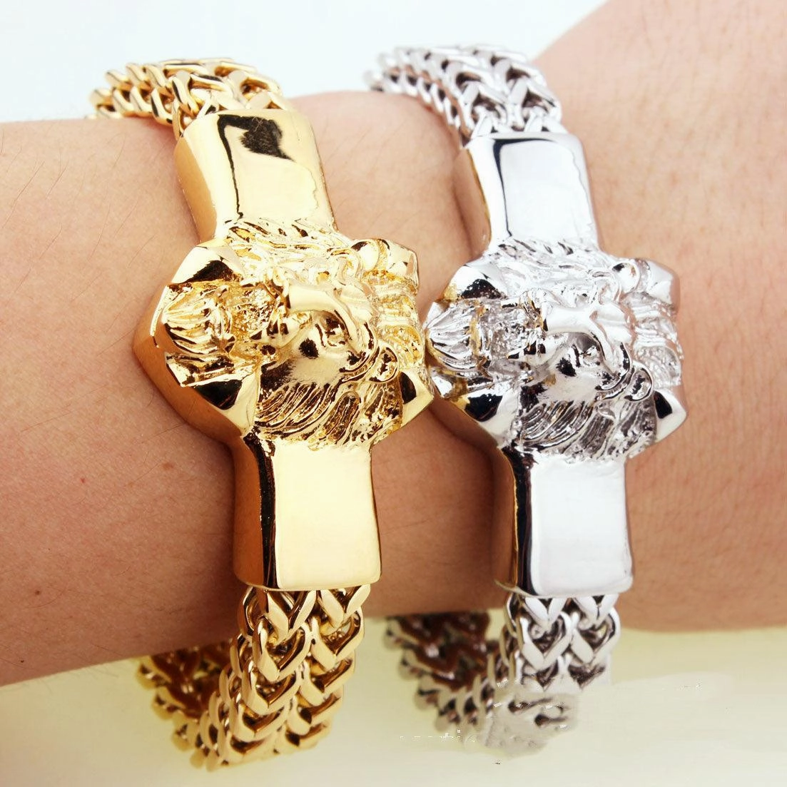 Stainless Steel Titanium Personality Twist Lion Head Bracelet