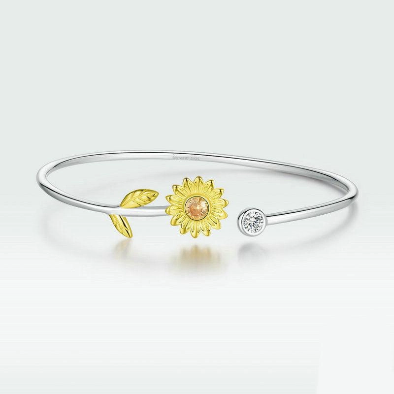 Sterling Silver Fashion Daisy Bracelet Female