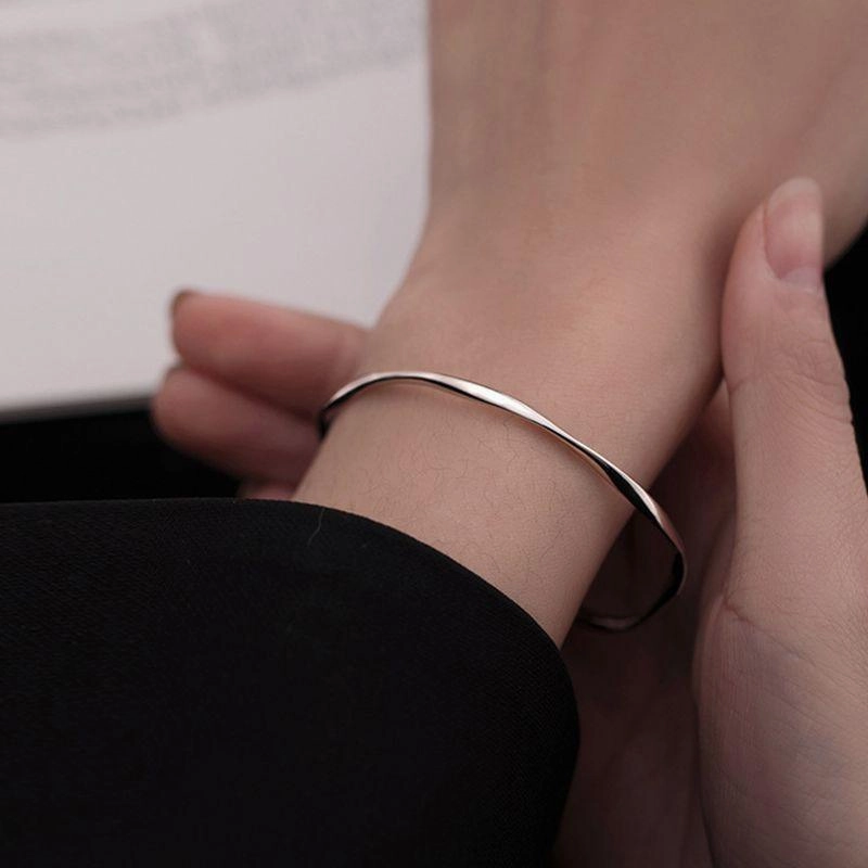 Sterling Silver Mobius Ring Bracelet Fashionable And High Level