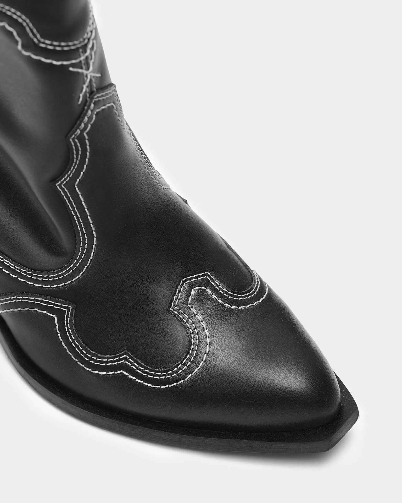 Stitchy Damen Cowboystiefel aus veganem Maisleder | Schwarz