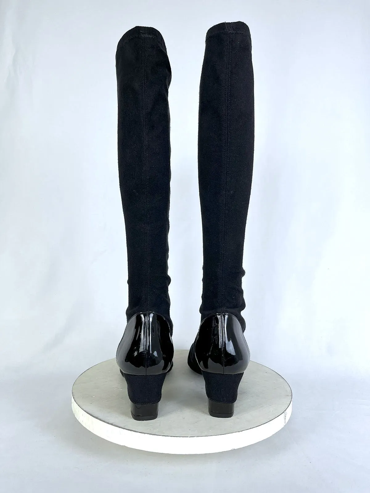 te casan Größe 10 (41) Schwarze Lack-Mikrofaser-Stiefel