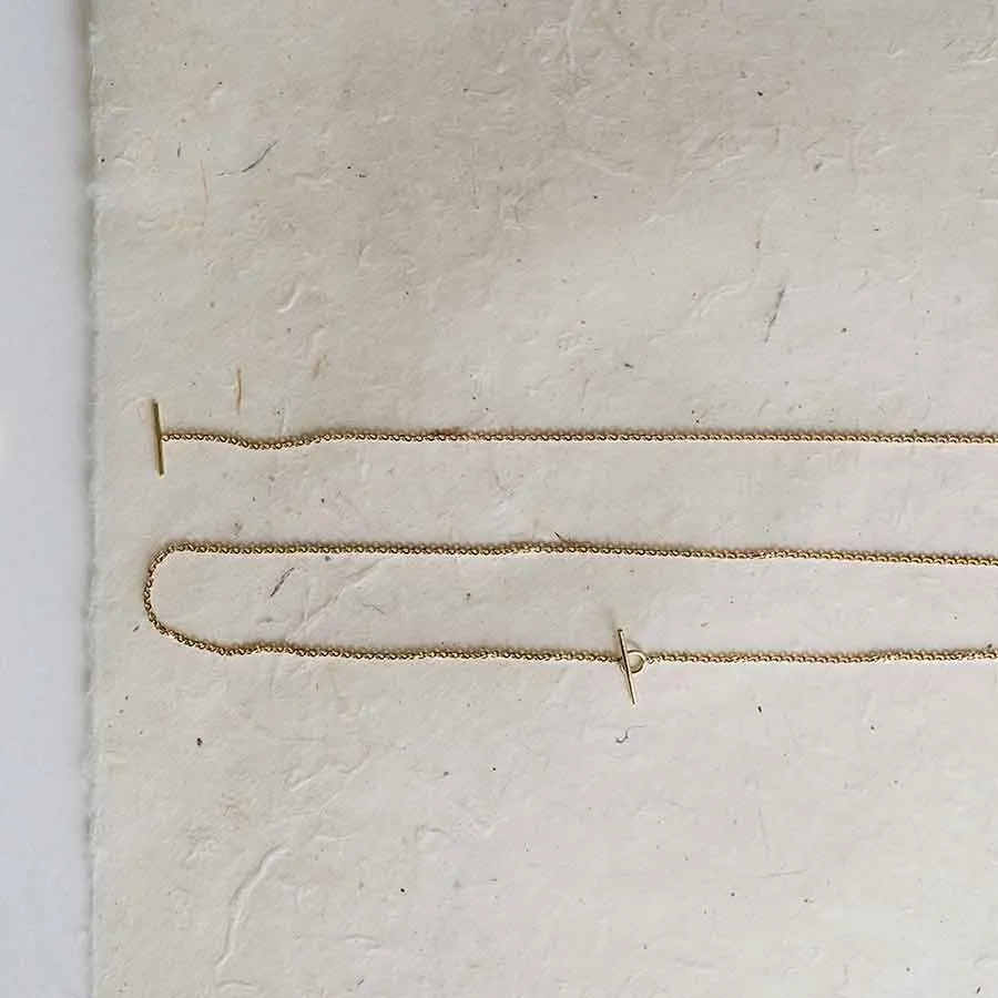 The Essential 18K Gold Necklace