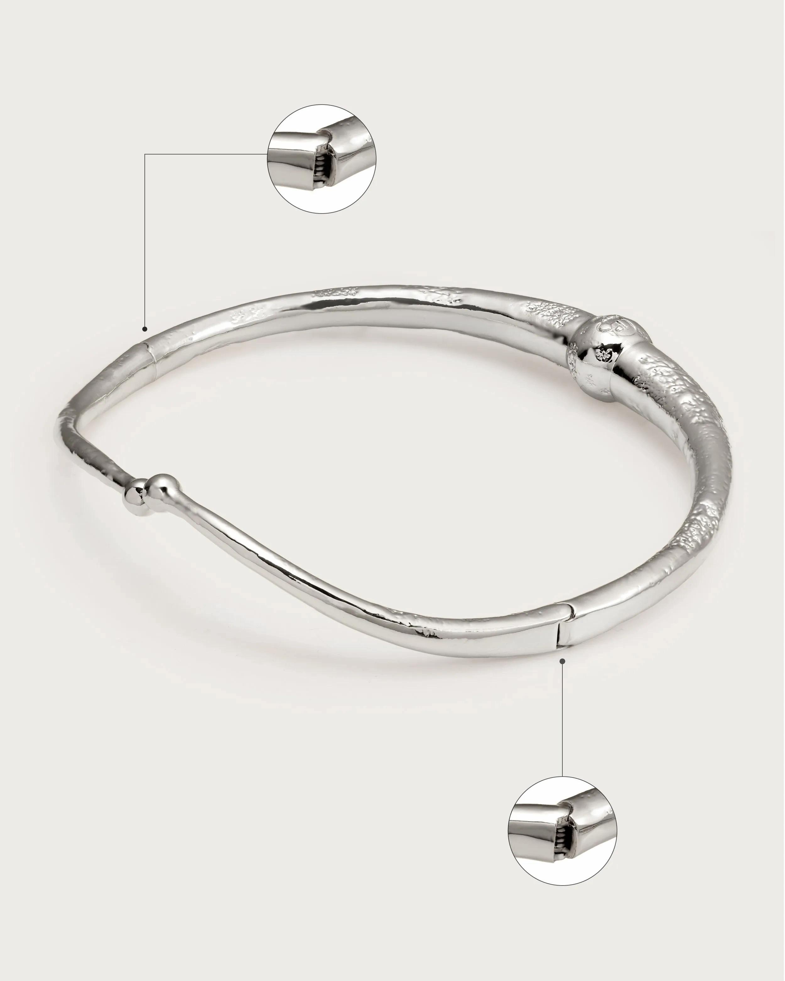 The Muse Choker in Silver