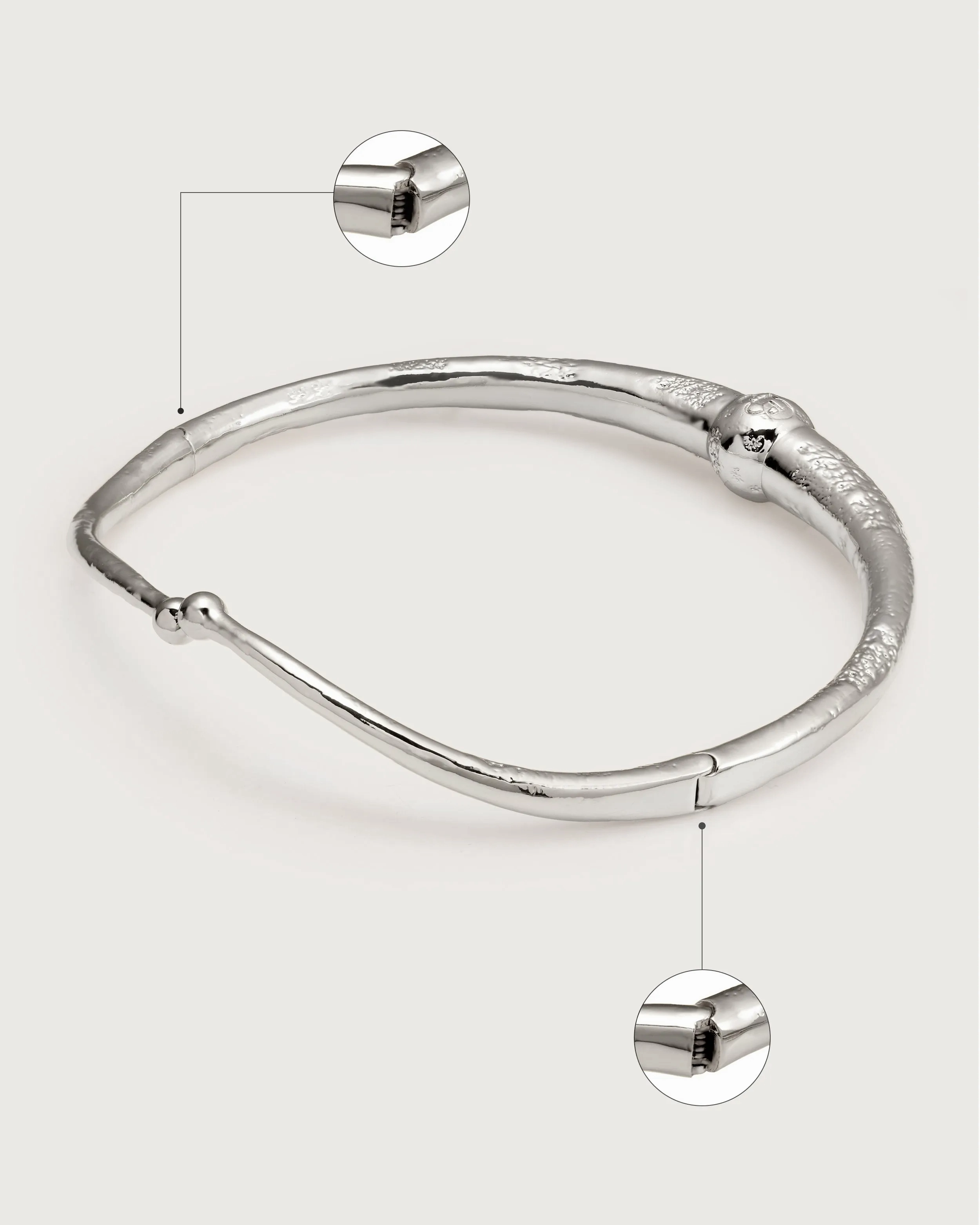 The Muse Choker in Silver