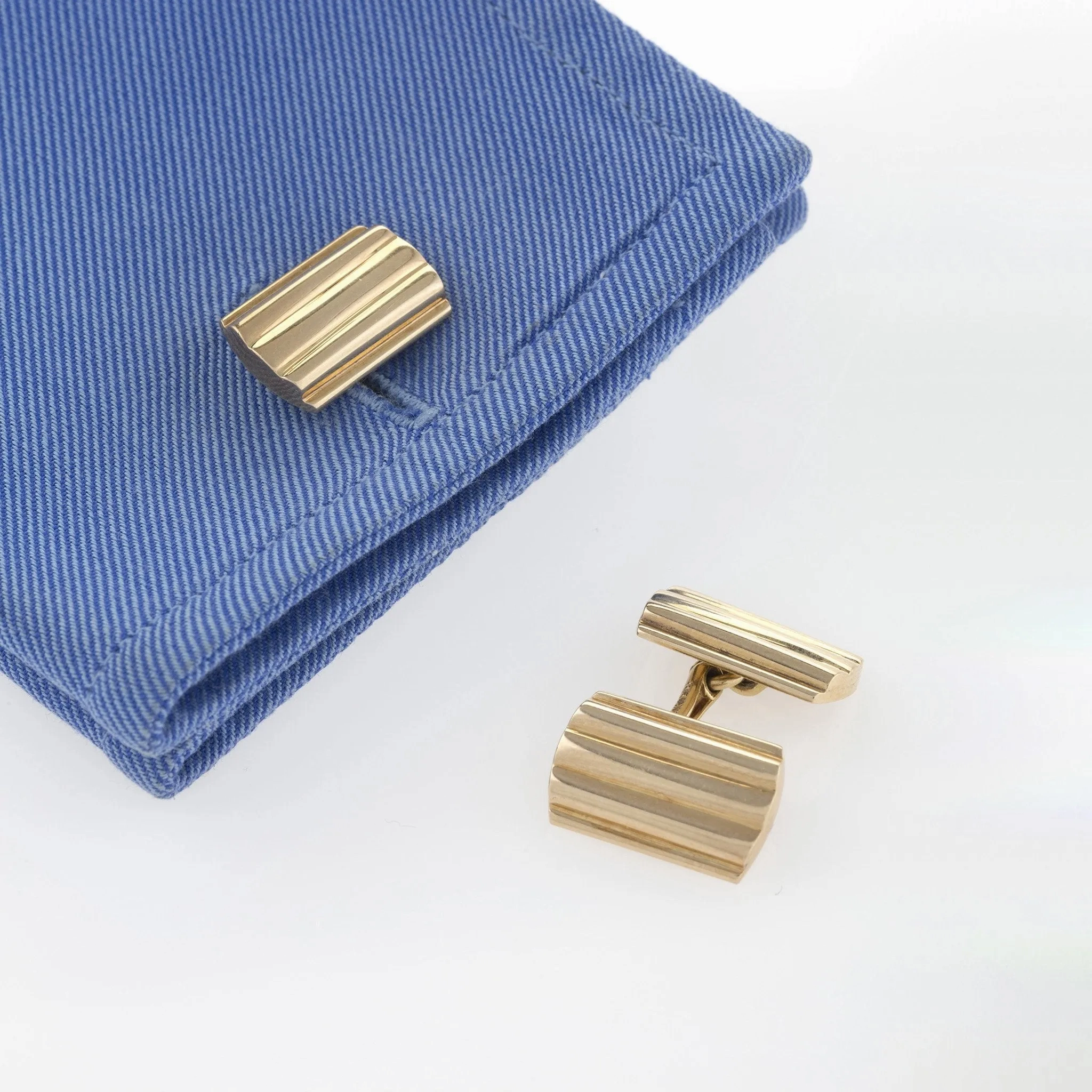 Tiffany &amp; Co. Ribbed Gold Cuff Links