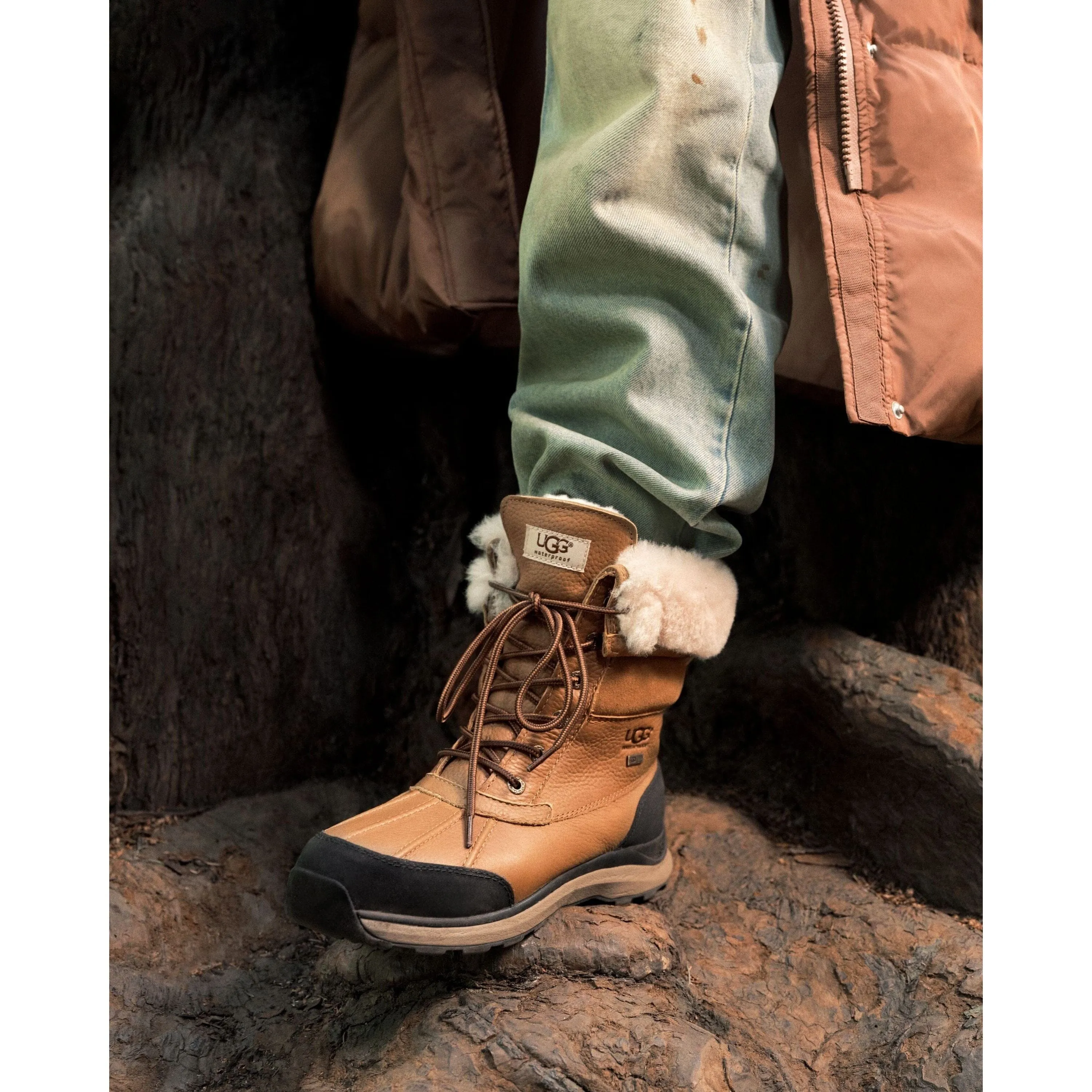 UGG ADIRONDACK STIEFEL III