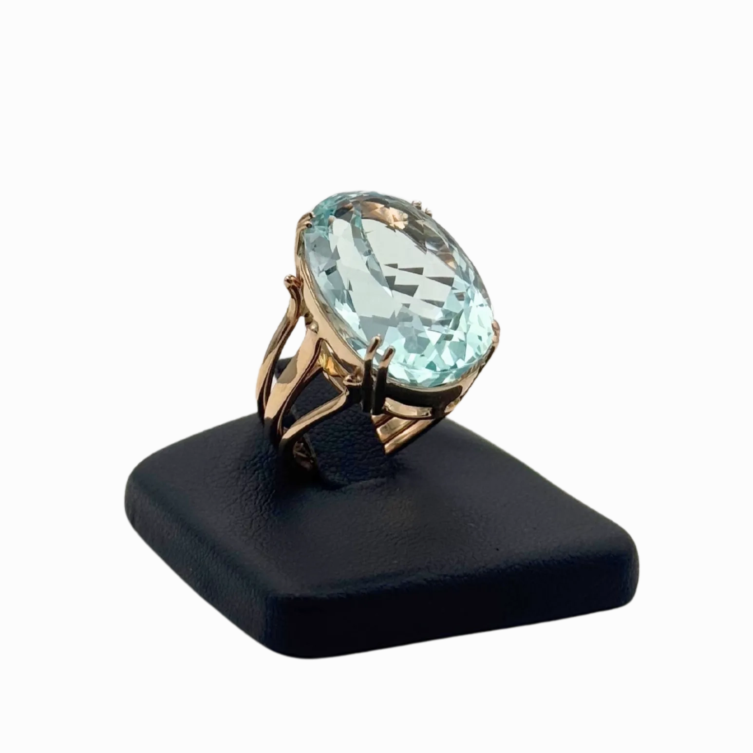 Vintage 14k Yellow Gold Triple Split Shank 22.0ct Aquamarine Ring