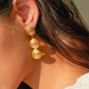 Vintage 18K Gold Plated Threaded Pendant Earrings 