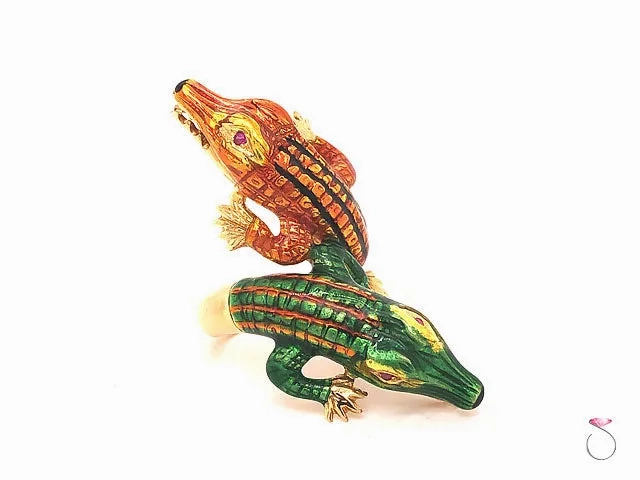 Vintage Large Enameled Alligator Ring in 18k Yellow Gold &amp; Rubies. Rare 1960's