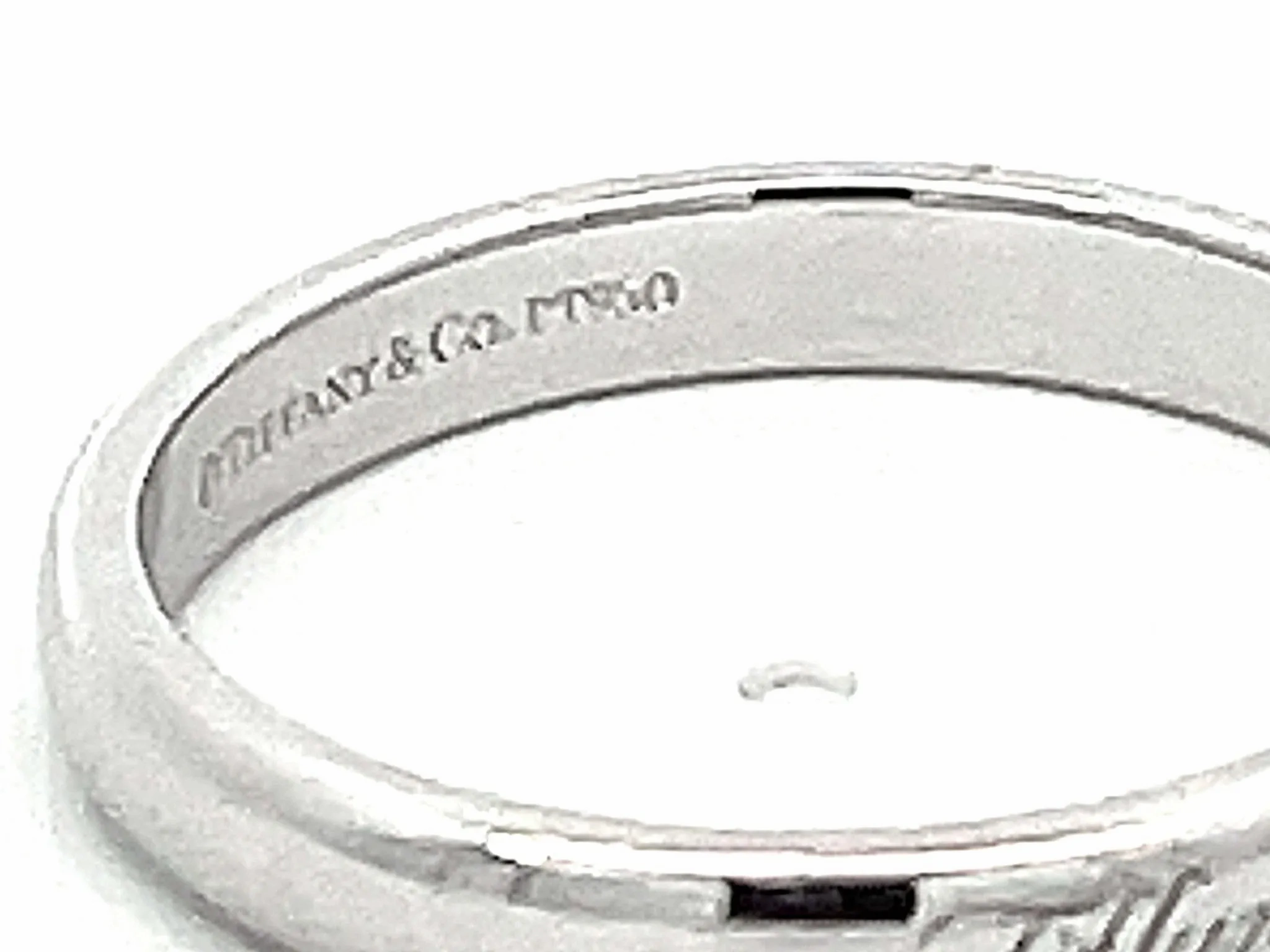 Vintage Tiffany &amp; Co. Wedding Band Ring in Platinum 3 mm Wide