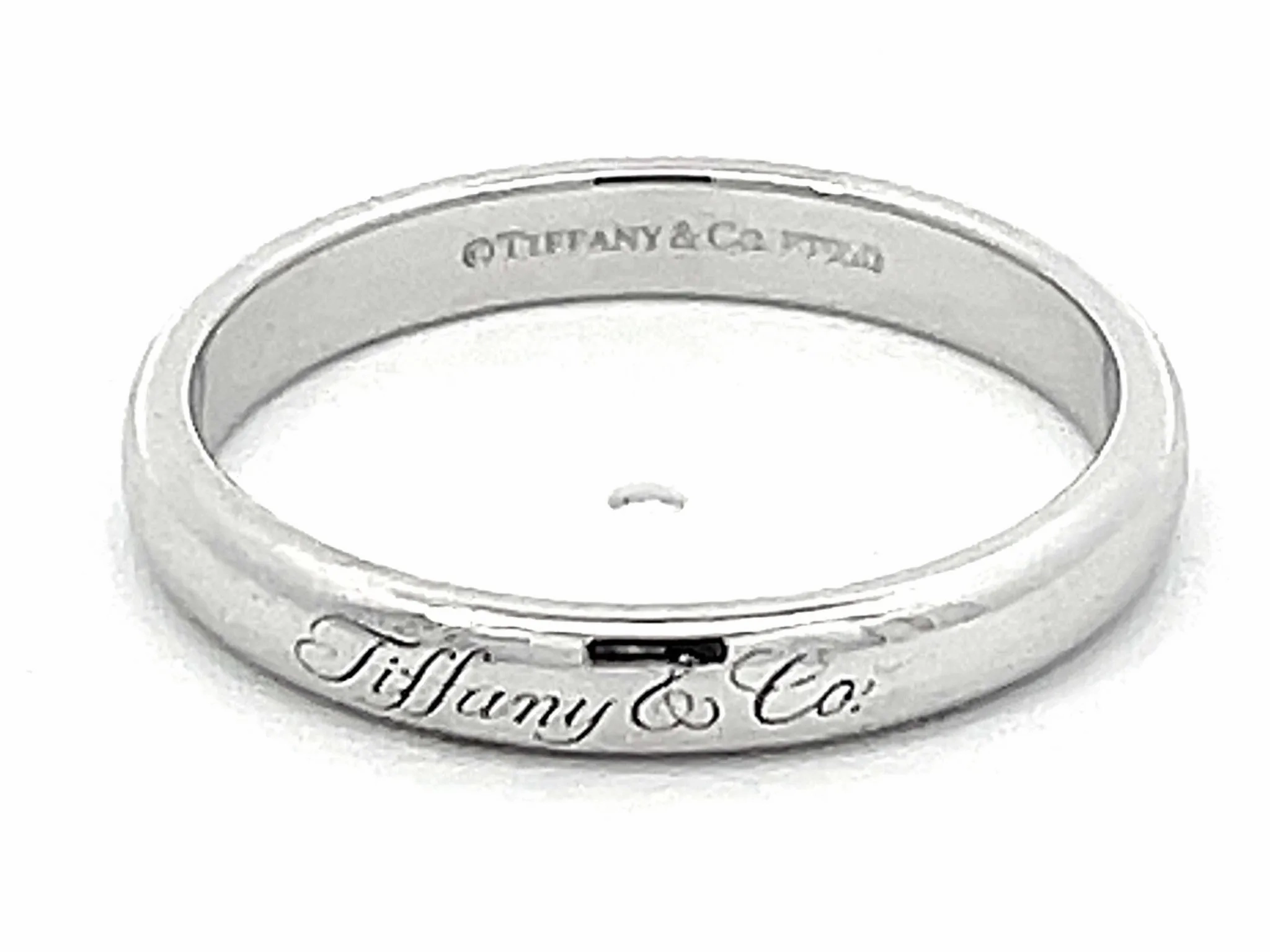 Vintage Tiffany &amp; Co. Wedding Band Ring in Platinum 3 mm Wide