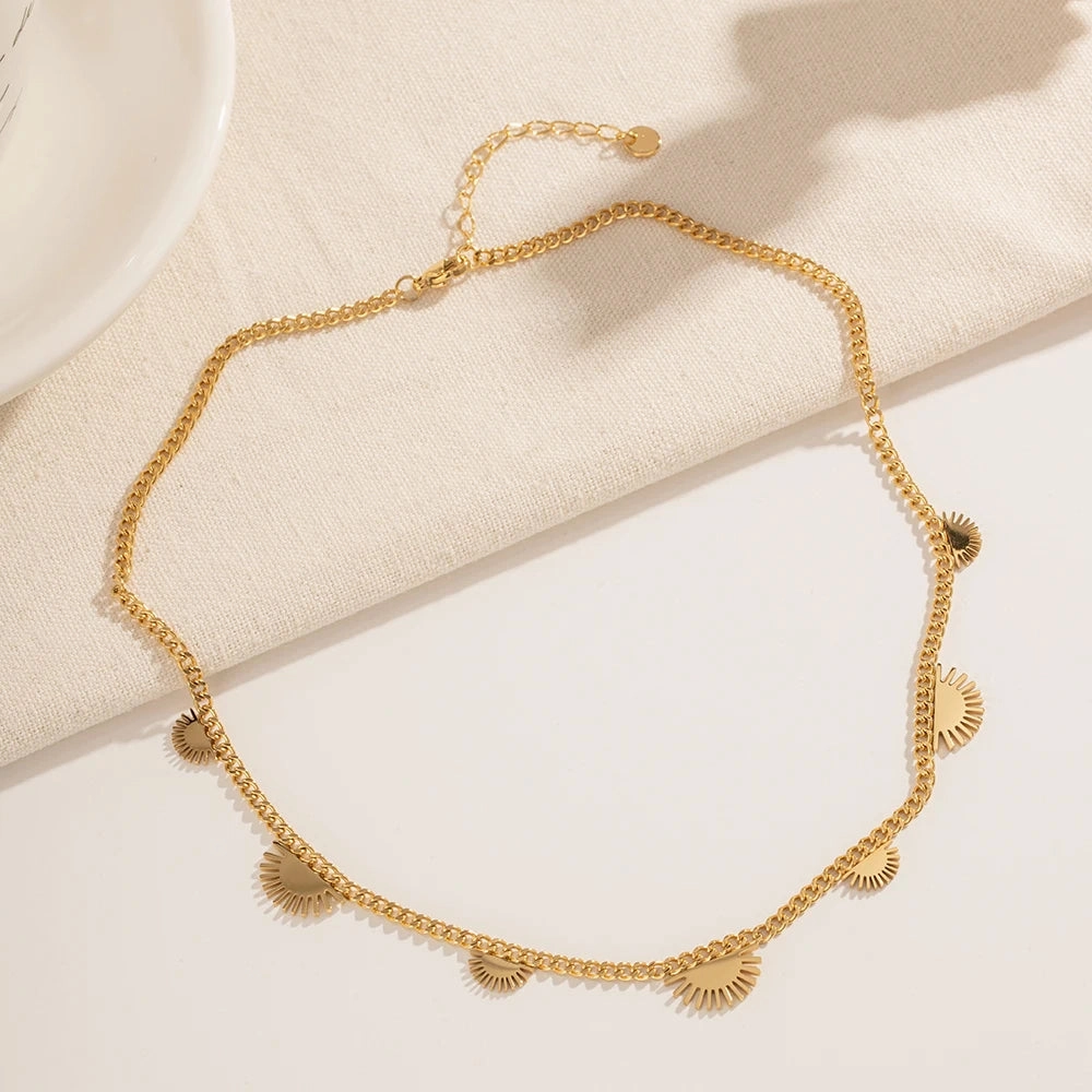 Vintage Y2K Sun Tassel Necklace 