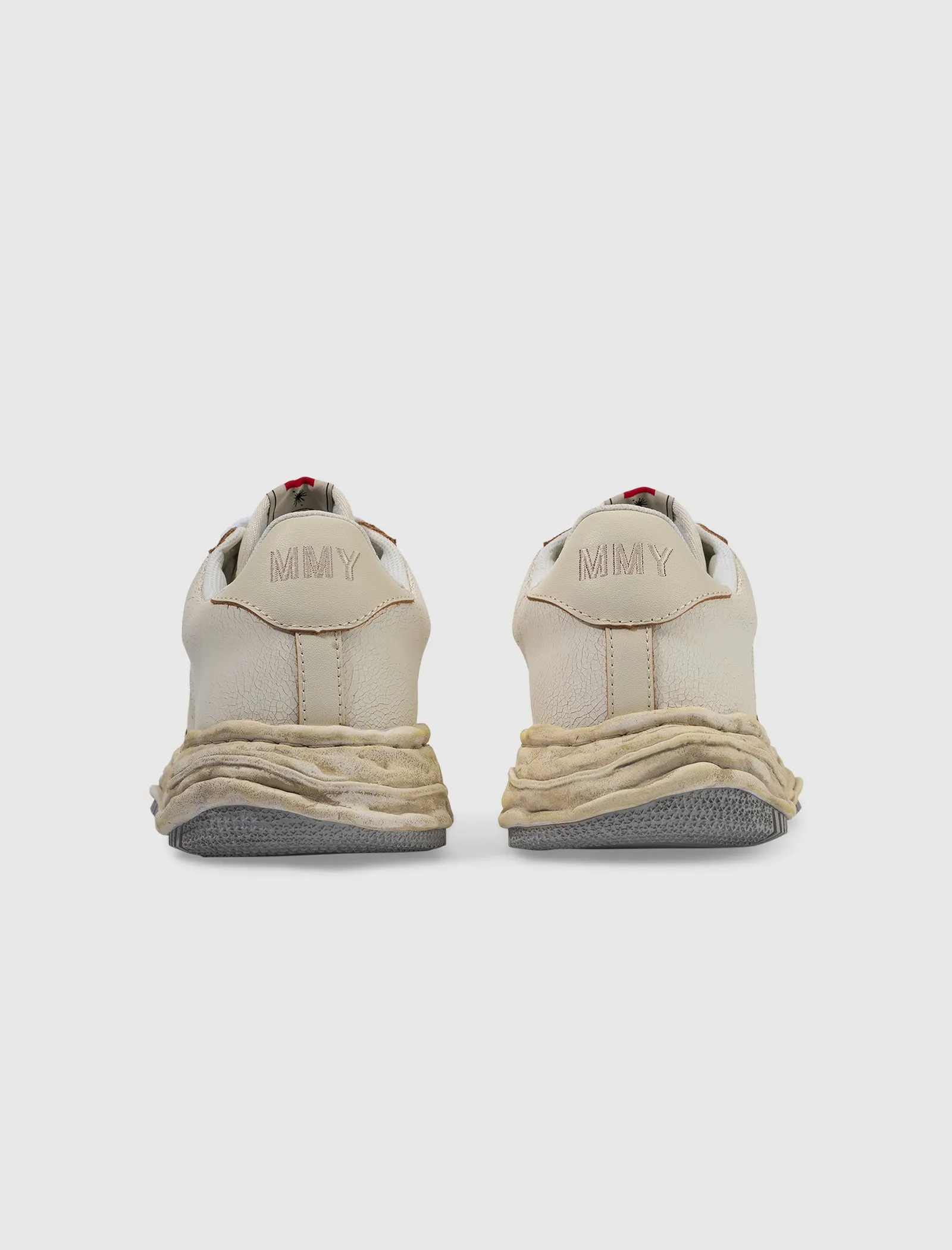 WAYNE LOW TOP SNEAKER AUS GECRACKTEM LEDER 