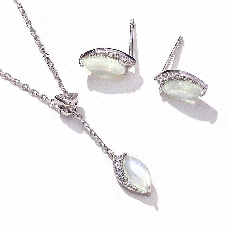 White Crystal High-grade Accessories