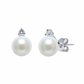 White Freshwater Pearl & Diamond 18ct White Gold Stud Earrings texture-pearl  