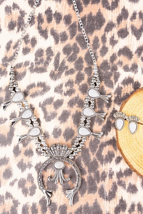 White Opal Buffalo Springs Jewelry Set texture-rose-gold  