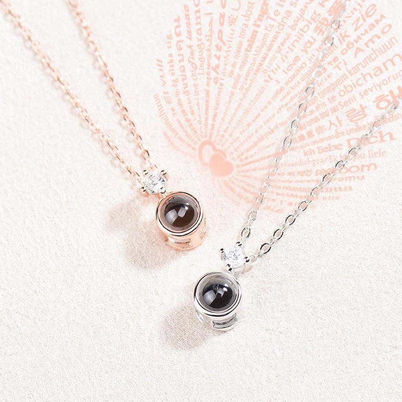 Women's Fashion Minimalist Picture Projection Collarbone Chain