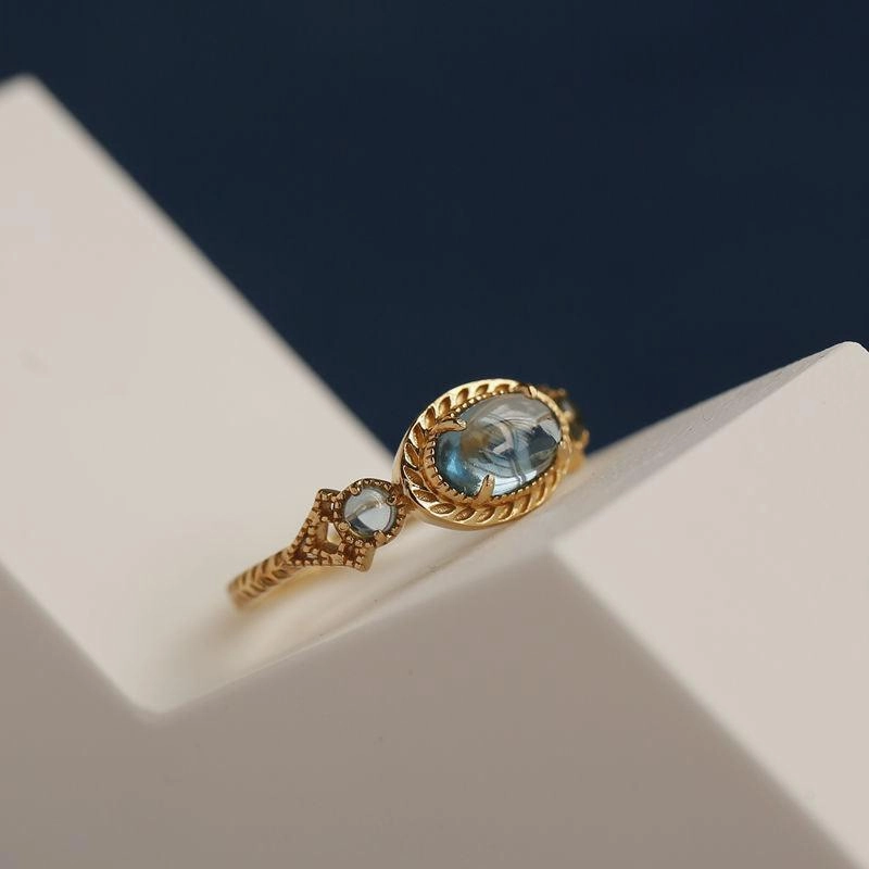 Women's Fashion Personality Vintage Topaz Ring