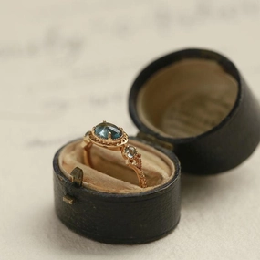 Women's Fashion Personality Vintage Topaz Ring 